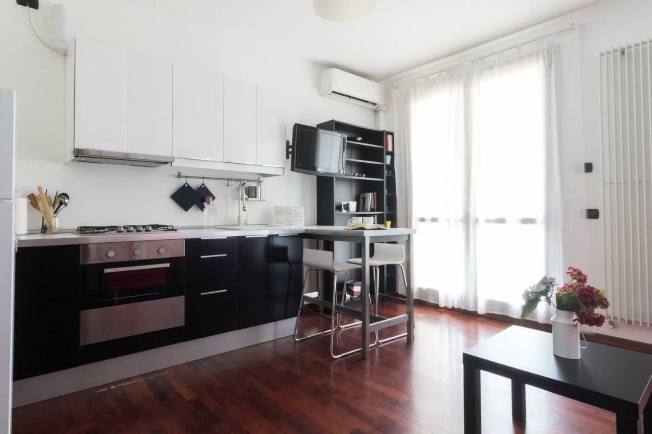 Italianway - Carrara 5 Apartment Milano Ngoại thất bức ảnh